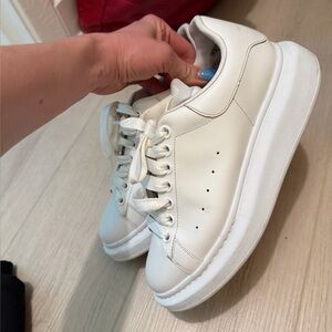 Alexander McQueen White Leather Platform Sneakers